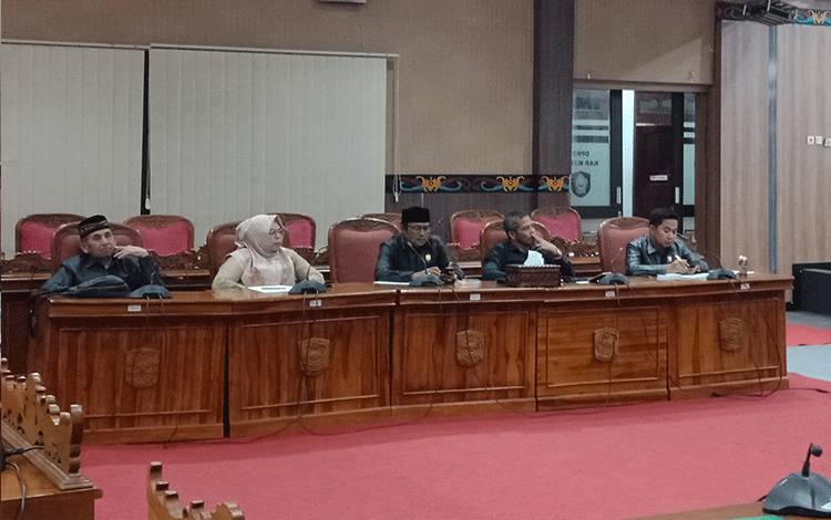 Tanggapi Berita Pungli PPDB di Kotim Sebut Nominal, Legislator ini Sebut Tak Ada Asap Jika Tak Ada Api