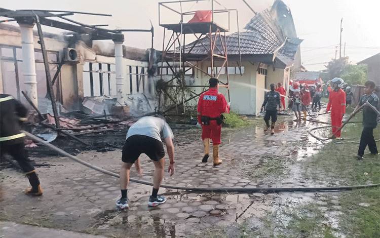Ini Dugaan Penyebab Kebakaran Kantor Bawaslu Palangka Raya