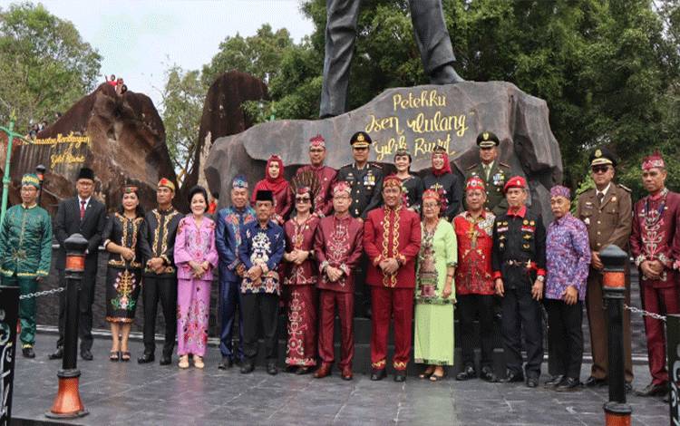 Kapolres Katingan Hadiri Upacara Peringatan HUT Katingan