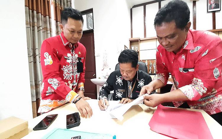 Sekda Seruyan Harapkan Tapal Batas Desa Segera Diselesaikan