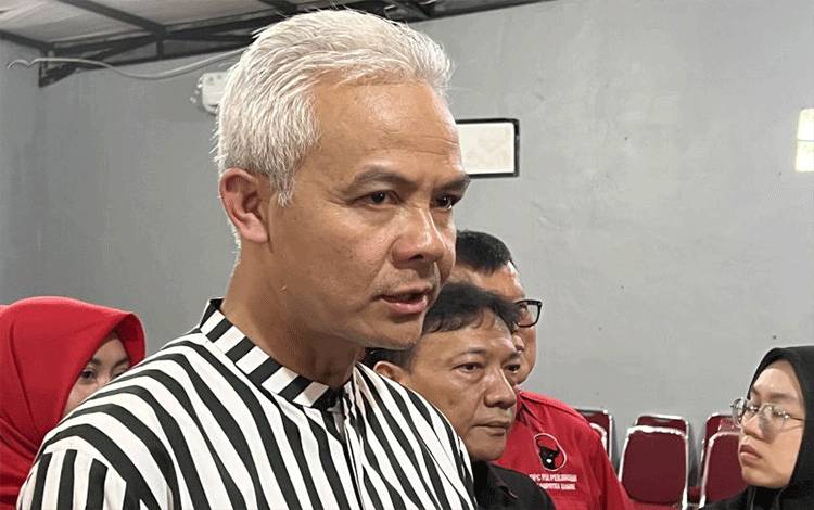 Ganjar: Kalau Jokowi Dukung, Hasil Survei Prabowo Harusnya 100 Persen
