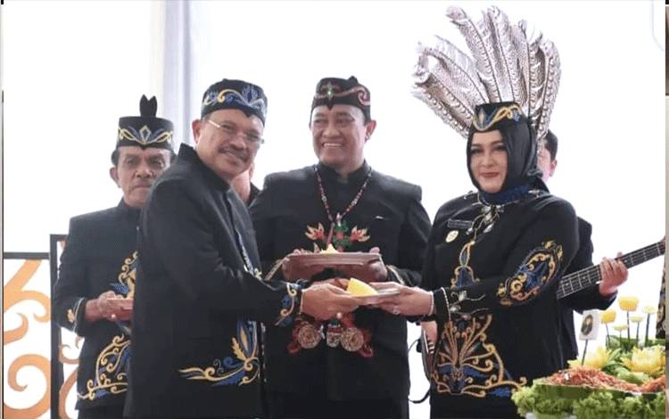 Wagub Kalteng Ajak ASN Palangka Raya Jaga Profesionalitas Sukseskan Pemilu 2024