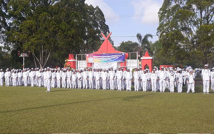 Pj Bupati Kobar Lepas Atlet Ikuti Porprov Kalteng 2023 di Kotim