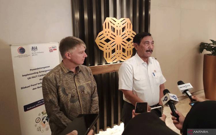Luhut Sebut RI Punya 400 Giga ton "Reservoir" Migas untuk Tekan Emisi