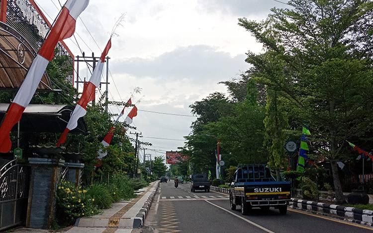 Kurang Greget, Bupati Kotim Instruksikan OPD Pasang Umbul-Umbul di Jalan untuk Semarakkan Porprov Kalteng 2023