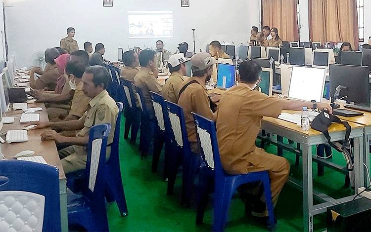 Puluhan PNS di Barito Timur Ikut Ujian Dinas Tingkat I dan II