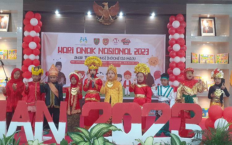 Inilah Pesan Pj Bupati Kobar dalam Memperingati Hari Anak Nasional 2023