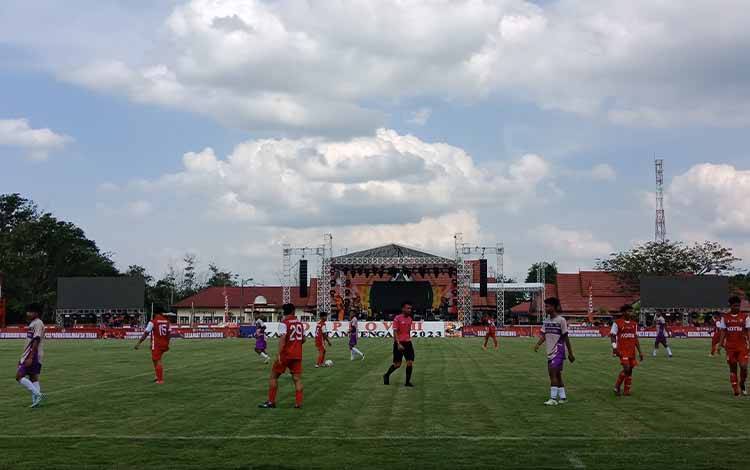 Pertandingan Perdana di Lapangan Sepak Bola Standar Nasional di Sampit, Ini Kata Pelatih Tim Sukamara