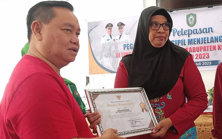 Bupati Kotim Akan Tunjuk Pelaksana Tugas Menggantikan Pejabat yang Memasuki Pensiun