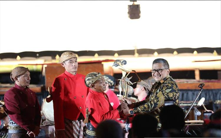 PDIP Gelar Wayangan Sebagai Refleksi Tragedi 27 Juli 1996