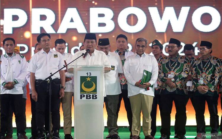 Polmatrix: Elektabilitas Gerindra 15,8 Persen, Golkar Cuma Segini...