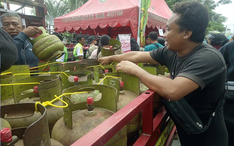 Bupati Kotim Rencanakan Penyaluran Elpiji 3 Kg Lewat BUMDes