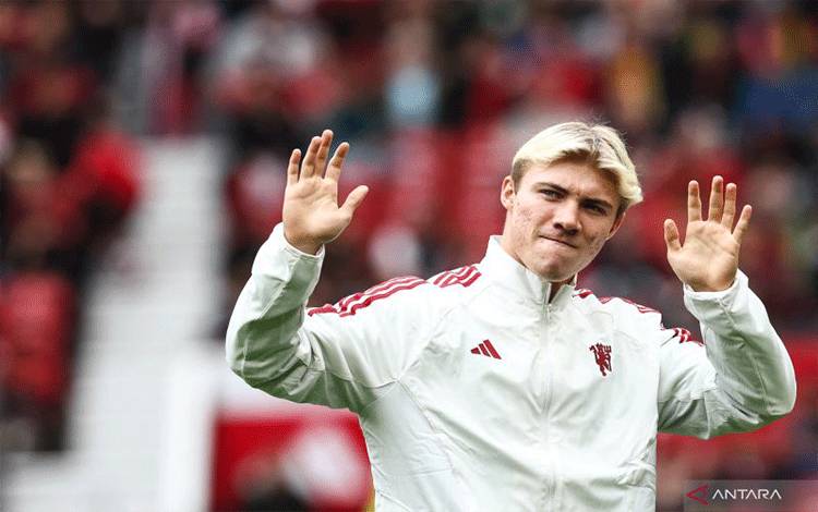 MU Resmi Perkenalkan Rasmus Hojlund Sebagai Pemain Baru