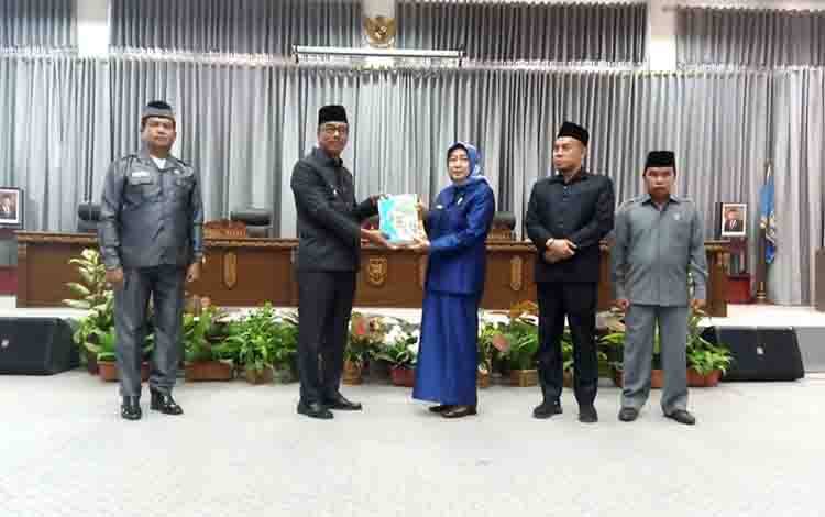 Pemkab Barito Utara Sampaikan Rancangan Perubahan APBD 2023