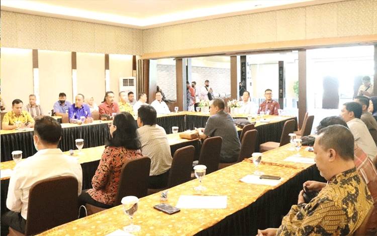 Yuas Elko Ingatkan Aturan Perhitungan dan Penetapan Air Minum