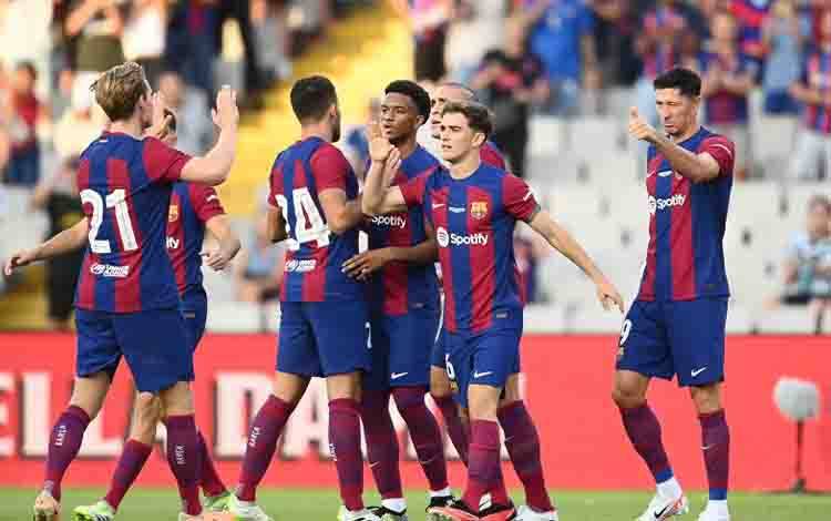 Robert Lewandowski Tegaskan Masih Bermain untuk Barcelona Musim Depan
