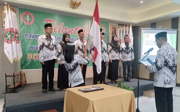Sekda Hadiri Pelantikan Pengurus YPLP PGRI Kapuas