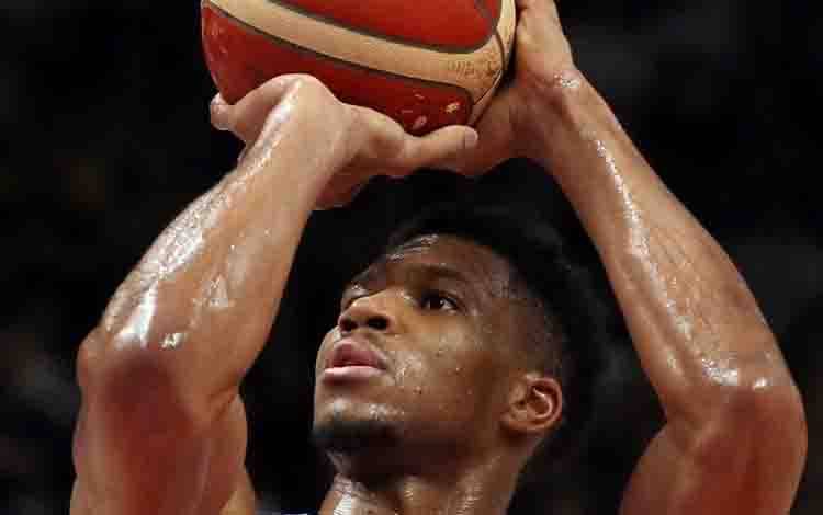 Giannis Antetokounmpo Umumkan Tak Ikut Piala Dunia FIBA 2023