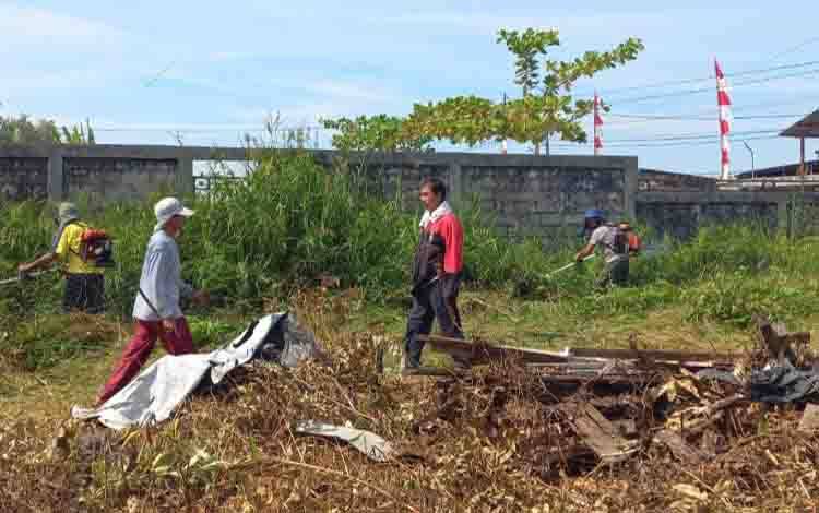 Warga RT 06 Palangka Raya Sambut HUT RI ke-78 dengan Semangat Gotong Royong