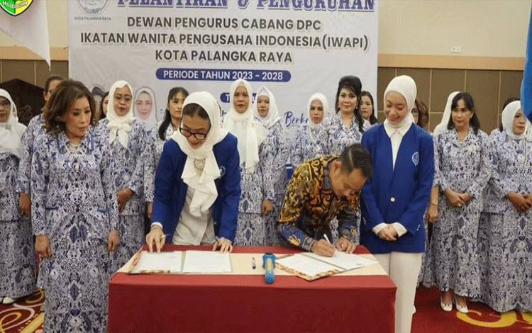 Wali Kota Palangka Raya Ajak IWAPI Bantu Pertumbuhan Ekonomi