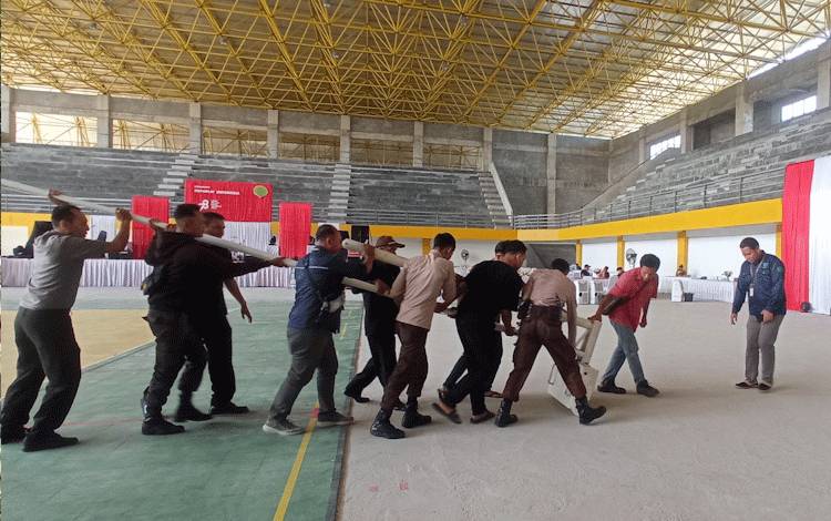 Persiapan Upacara HUT Ke-78 RI Gabungan Karyawan CBI Group, Dilakukan di GOR Pangeran Ratu Alamsyah