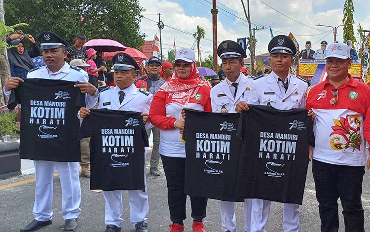 DPMD Kotim Beri Motivasi Pemerintah Desa Lewat Pawai Pembangunan?
