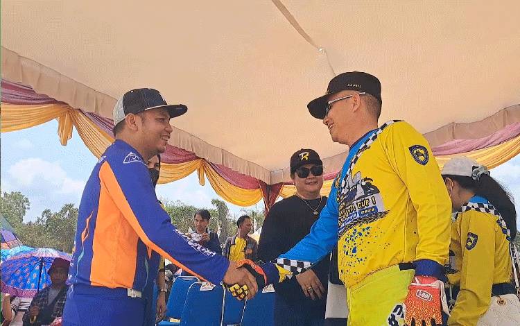 Ketua IMI Gunung Mas: Dukungan Berbagai Pihak Sukseskan Kejurda Grasstrack Bupati Cup I