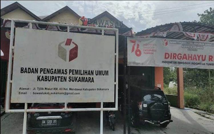 Seorang Komisioner Bawaslu Sukamara Dituding Terafiliasi dengan Parpol