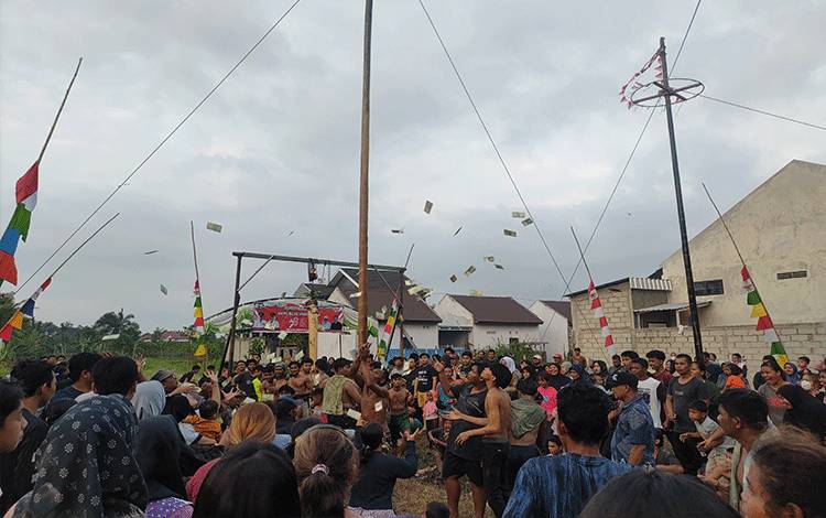 Meriahkan HUT RI, Warga Taman Siswa 1 Adakan Sejumlah Lomba