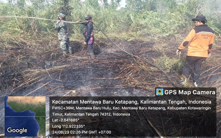 MPA MB Ketapang Berjibaku Padamkan Api Setiap Hari