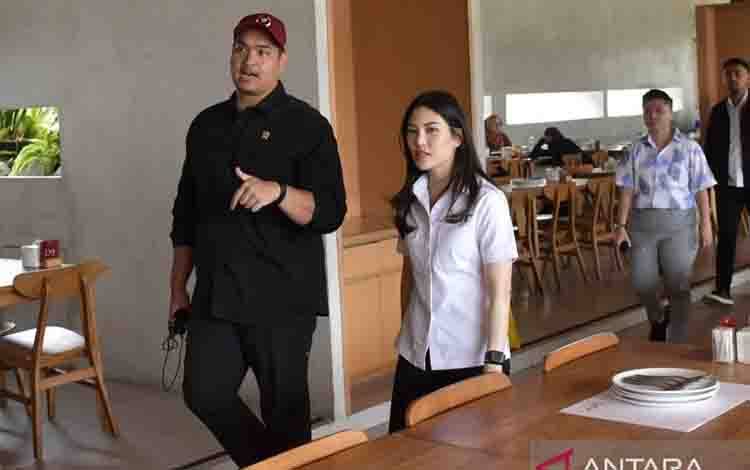 Menpora Dito Tunjuk Angela Tanoe Menjadi CDM Asian Para Games 2023