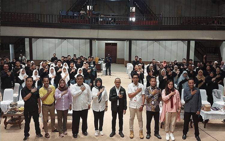 Pelajar dan Mahasiswa di Kapuas Ikuti Pelatihan Penyusunan Karya Tulis Ilmiah yang Digelar BRIN