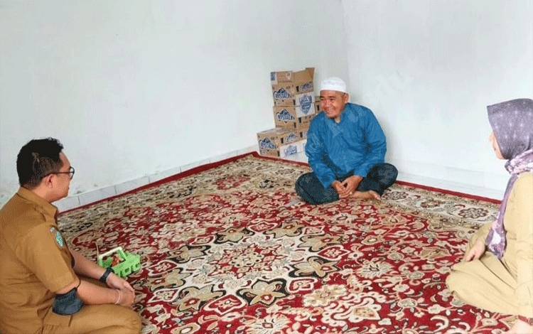 Pastikan Kondisi Kesehatan Santri, BLUD UPT Puskesmas Pahandut Kunjungi Ponpes
