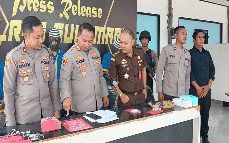 Polres Sukamara Selamatkan 26 Jiwa Warga Karena Sita 2,32 Gram Sabu