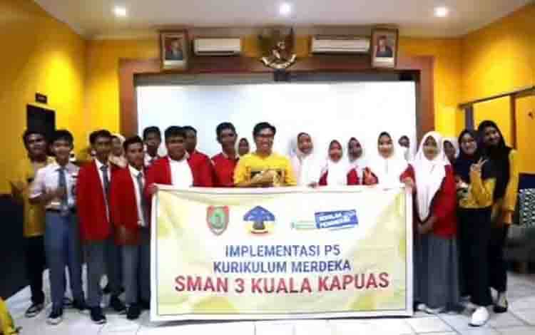 Implementasi P5 Kurikulum Merdeka, Siswa SMAN 3 Kapuas Kunjungi Kantor Pajak