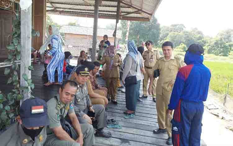 Administrasi Kependudukan Warga Terdampak Kebakaran Flamboyan Bawah Diserahkan