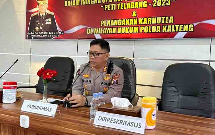 Kabid Humas Polda Kalteng Imbau Setop Tanpa Busana di Depan Kamera