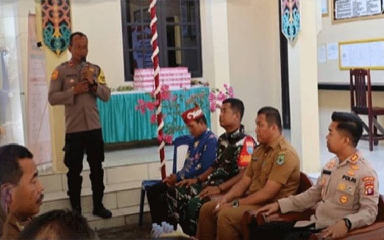 Kapolres Kapuas Kunjungi Polsek Basarang, ini yang Dilakukan