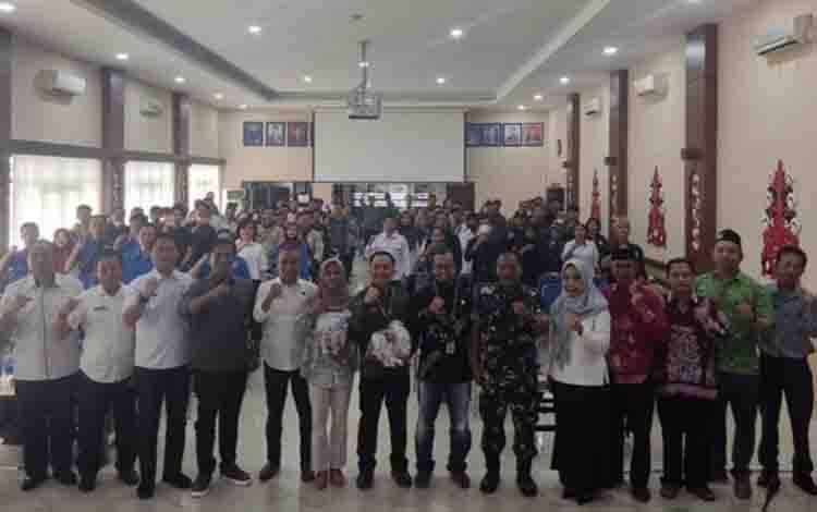 Begini Pesan Kepala DPMD Kapuas Terkait Sosialisasi Peningkatan Peran Generasi Muda Desa dan Hak Politik?