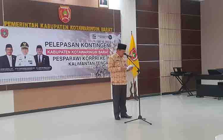 Pj Bupati Kobar Lepas 87 Kontingen Pesparawi KOPRI ke-IV?
