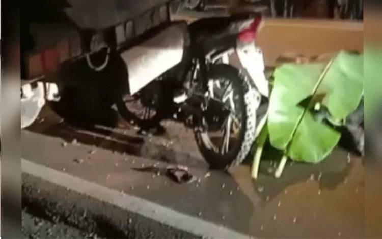 Kecelakaan Maut Libatkan Sepeda Motor dan Truk di Basarang Kapuas, 2 Orang Meninggal