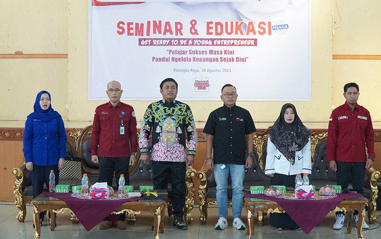 OJK Beri Pemahaman Produk Keuangan pada Pelajar