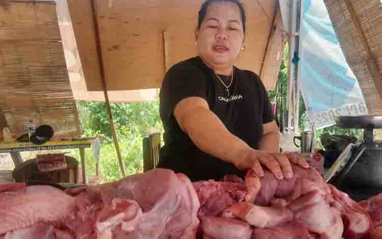 Harga Daging Babi Rp120 Ribu, Manfaatkan Media Sosial untuk Pemasaran