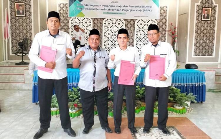 MIN 3 Kapuas Dapat Tambahan Guru Baru