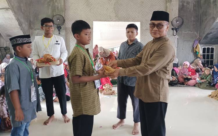 DPD LDII Kapuas Gelar AKASS, Peserta Diharapkan Cintai dan Amalkan Alquran Alhadist  ?