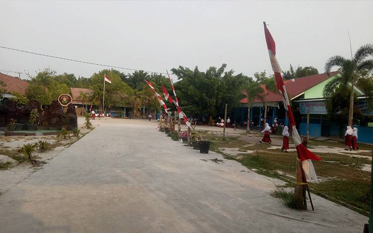 Sejumlah Sekolah di Sampit Berlakukan Jam Masuk Lebih Siang Selama Kabut Asap