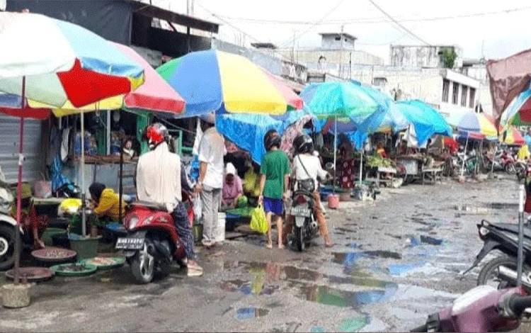 Pemko Palangka Raya Diminta Benahi Fasilitas Pasar Tradisional