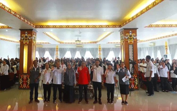 Disdikbud Murung Raya Sosialisasi Cegah Stunting dan Peningkatan Kualitas Guru PAUD