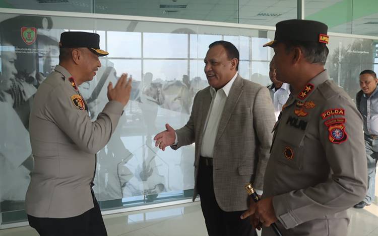 Kapolda Kalteng Sambut Kedatangan Ketua KPK RI