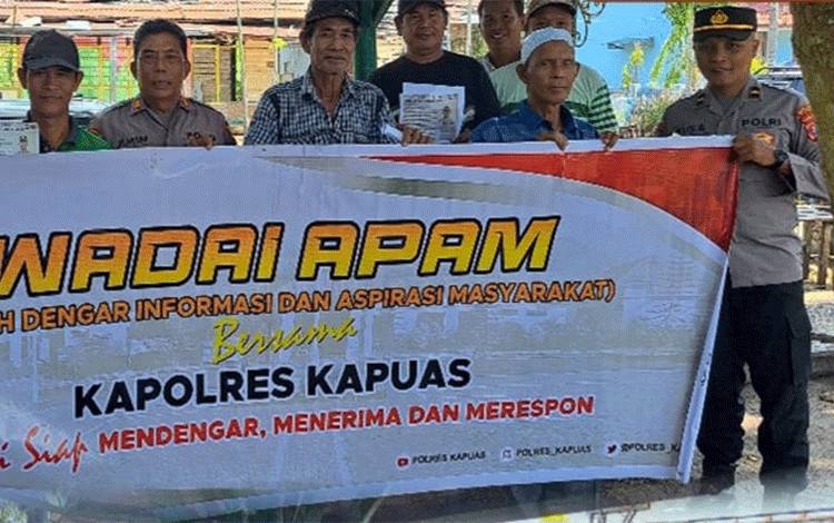 Jalin Silaturahmi Kamtibmas, Personel Polres Kapuas Sambangi Warga di Ujung Murung